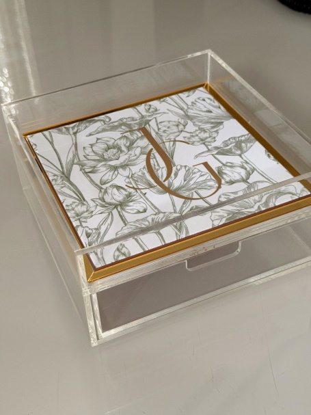 Bandeja para lavabo com gaveta